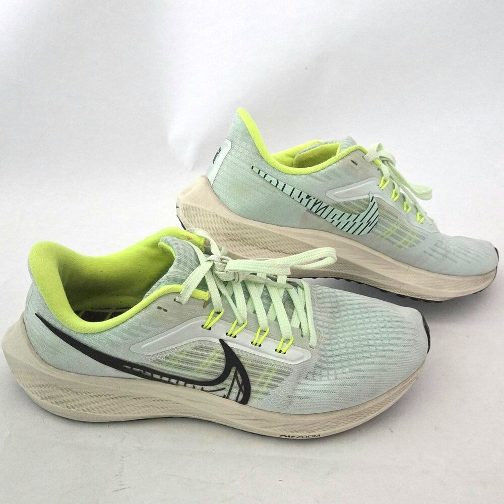 Nike Air Zoom Pegasus 39 Barely Green Road Running Shoes Size 8 Women's